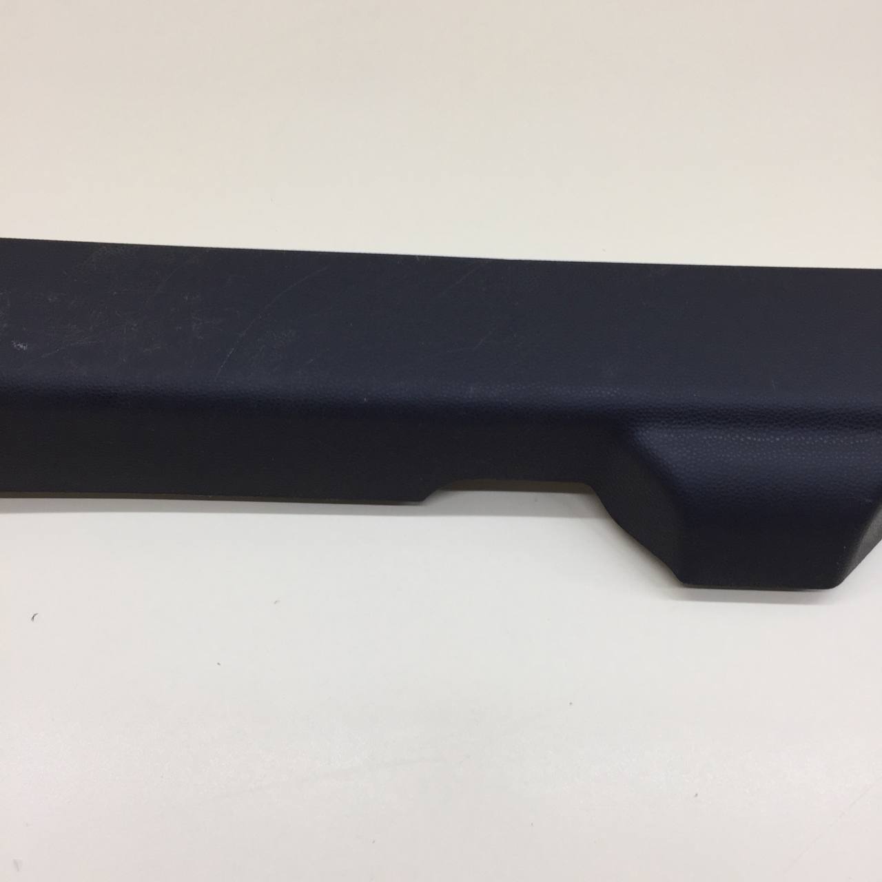 Накладка порога (внутренняя) Mazda Mazda 2 (DE) 2007-2014