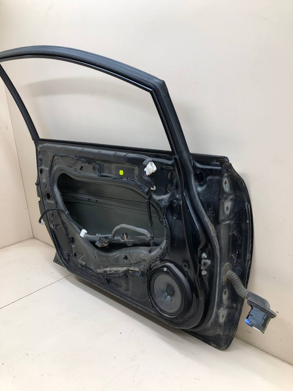 Дверь передняя левая Honda Civic 4D 2006-2012