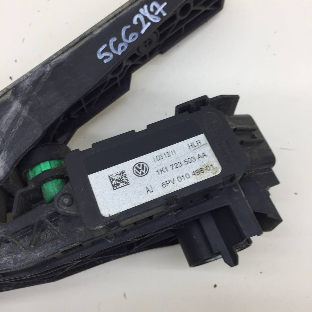 Педаль газа Volkswagen Passat B7 2011-2015 Педаль газа Volkswagen Passat B7 2011-2015
