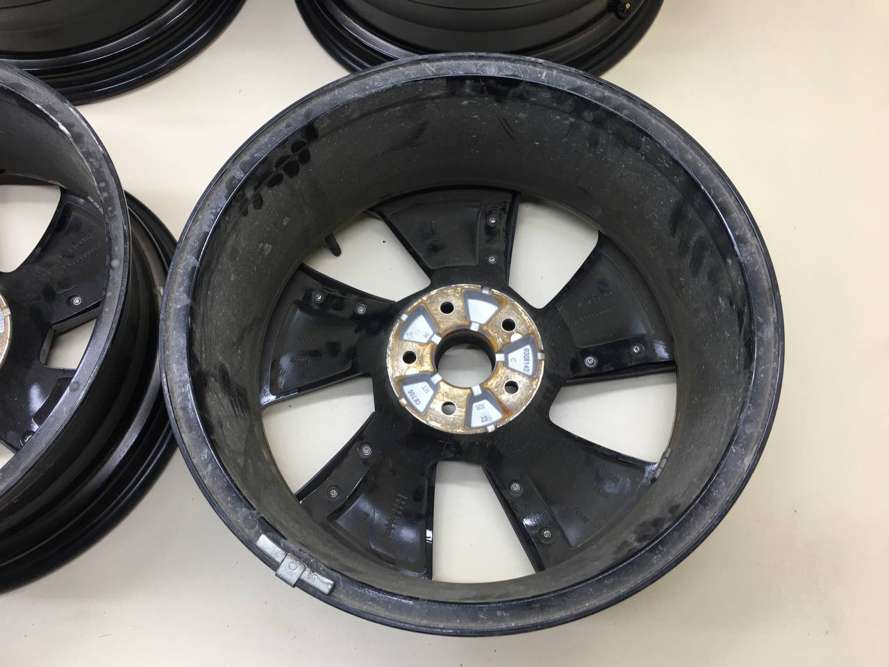 Диски к-кт R18 Литые