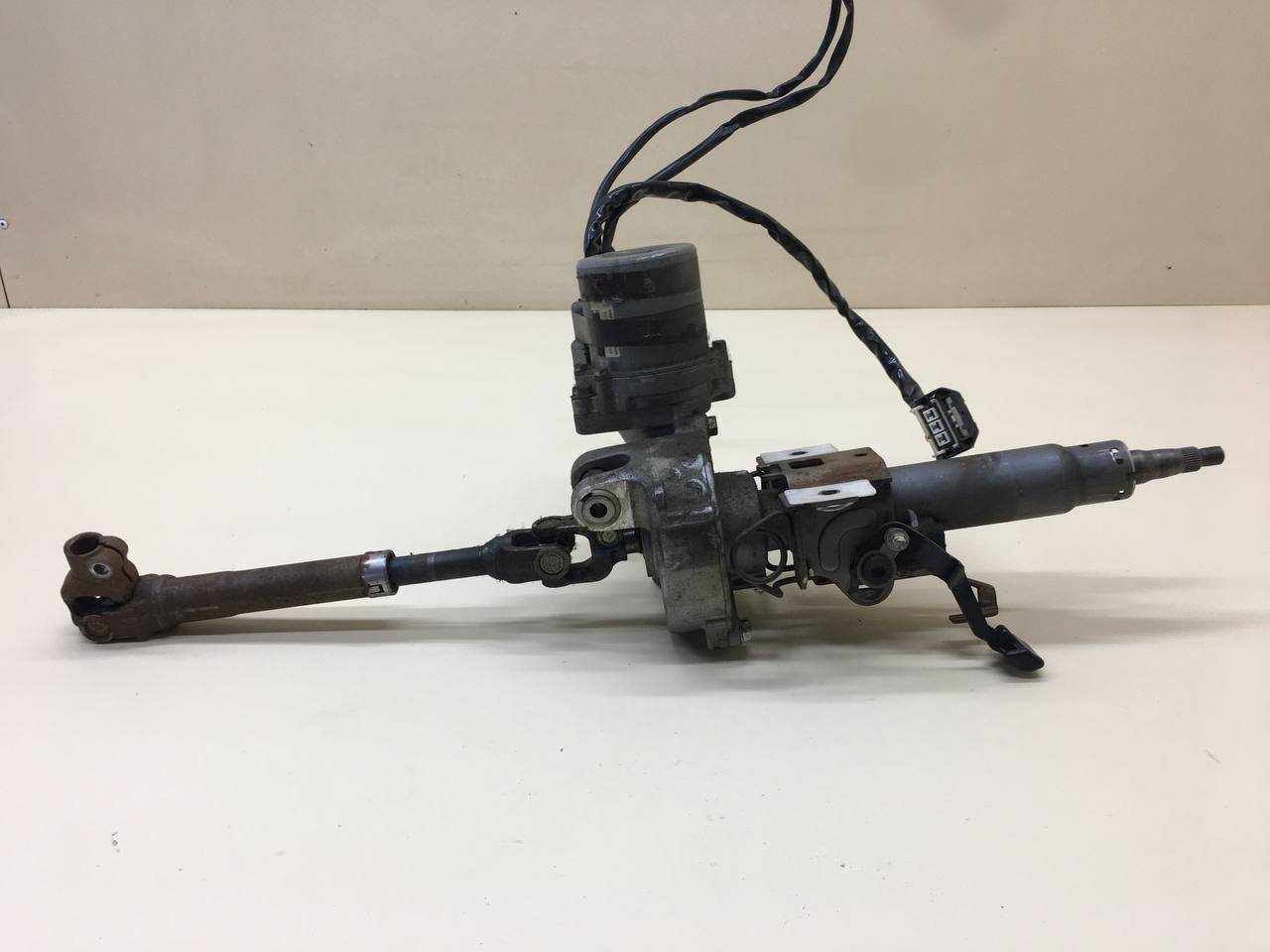 Колонка рулевая Toyota Auris (E150) 2006-2012