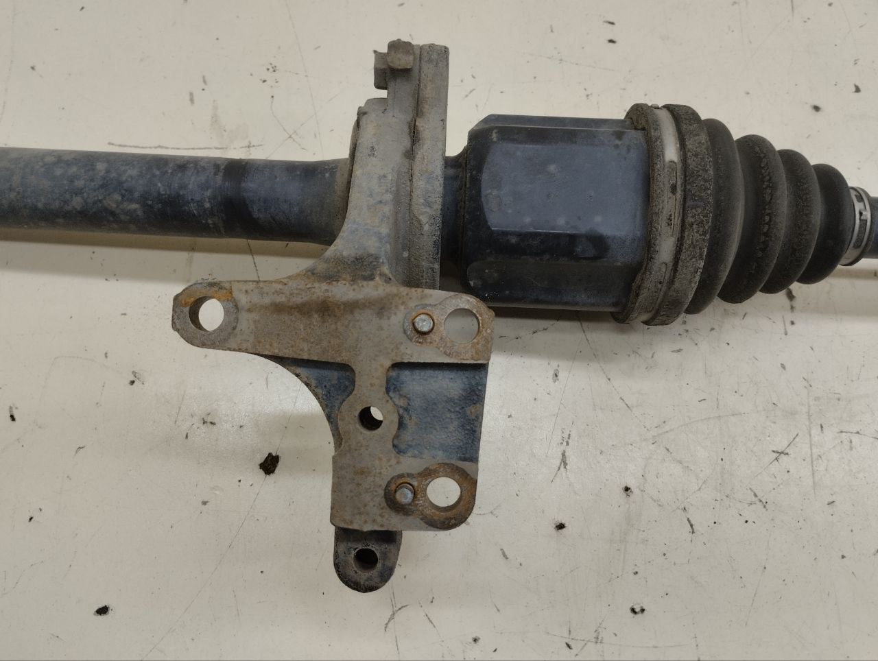 Полуось передняя правая Lexus NX 200 (Z10) 2014-2021