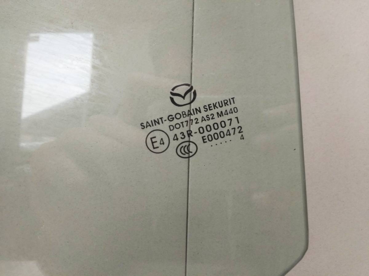 Стекло двери задней левой Mazda Mazda 3 (BM) 2013-2016