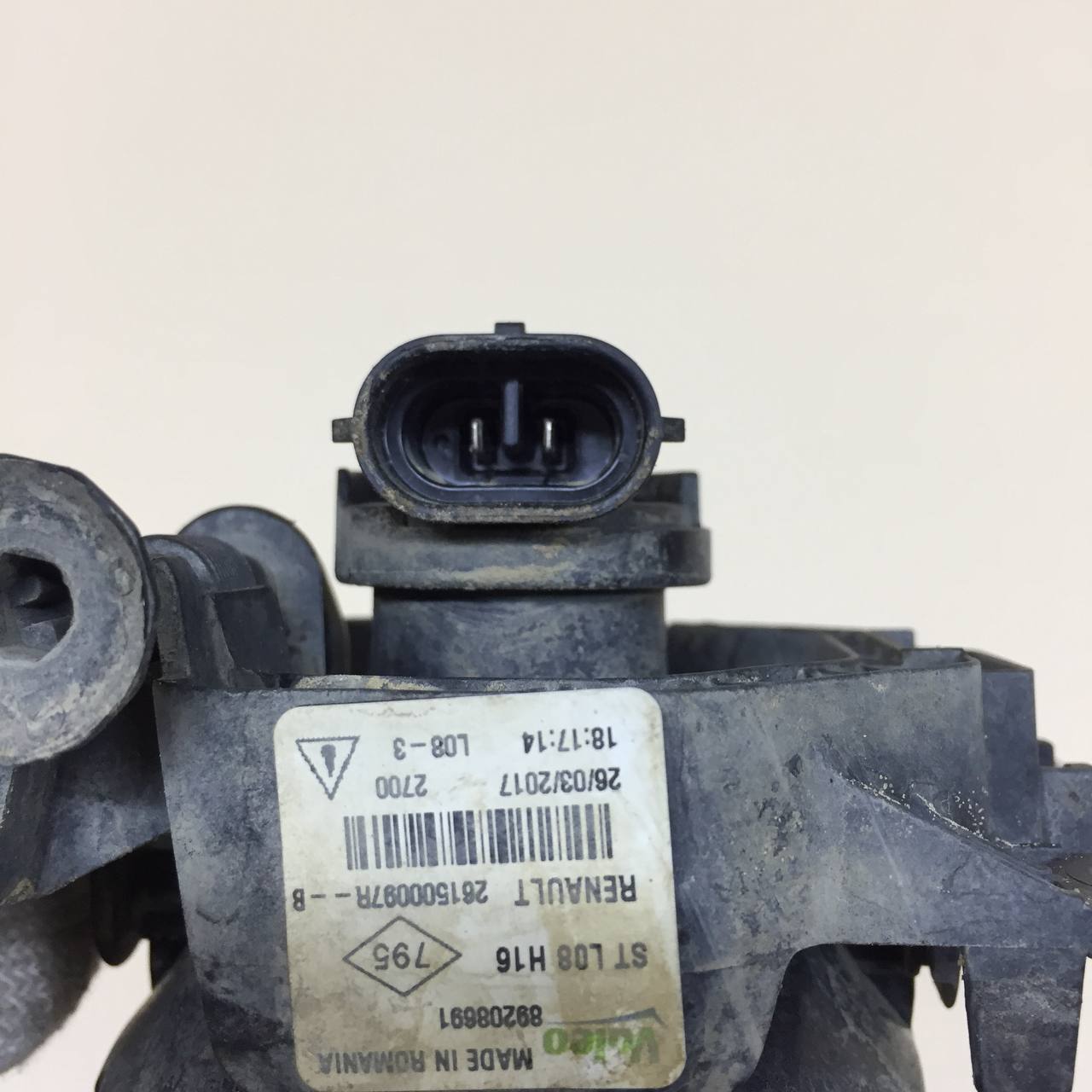 Фара противотуманная Renault Duster (HSA, HSM) 2012> Фара противотуманная Renault Duster (HSA, HSM) 2012>