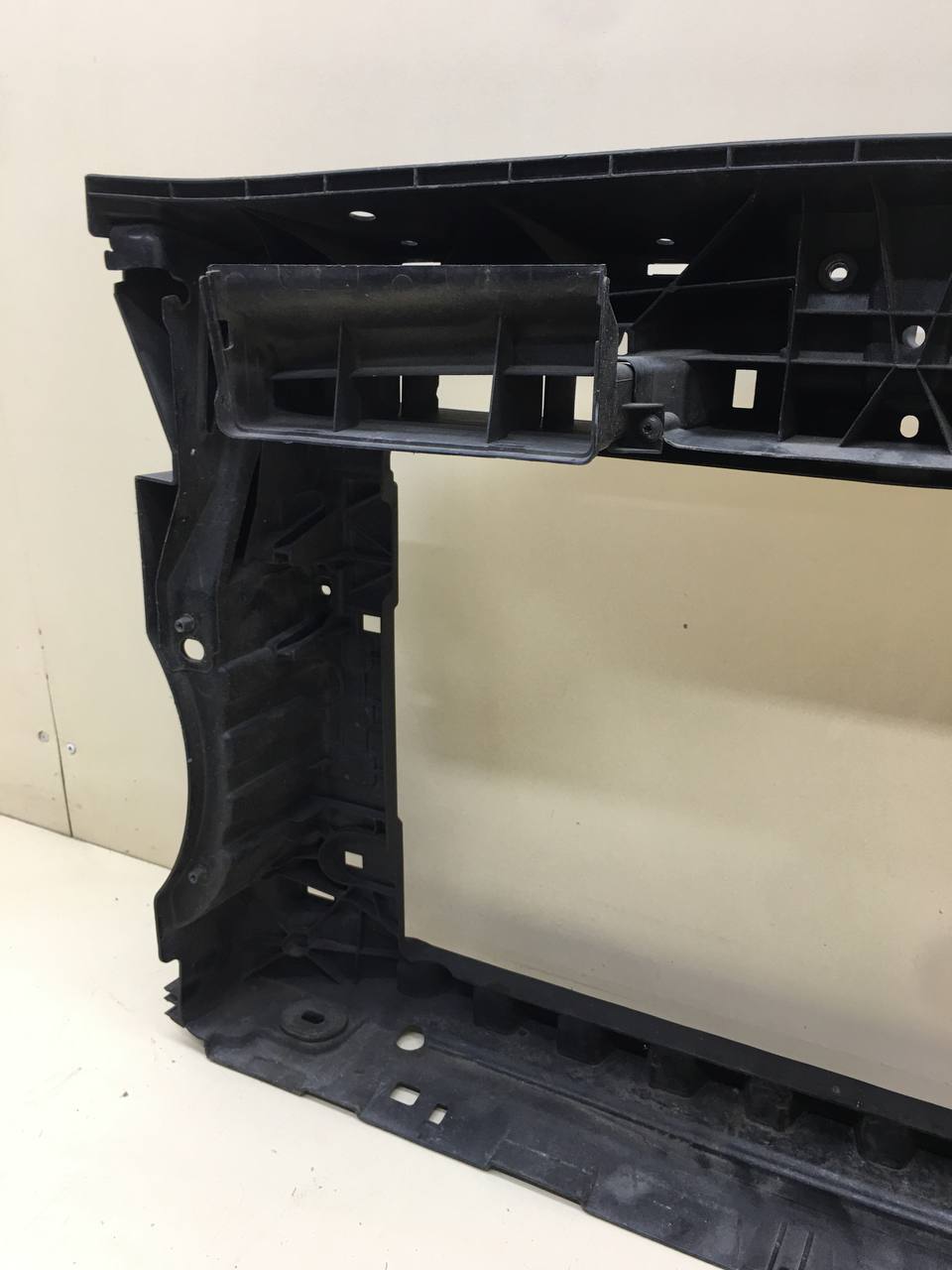 Панель передняя Volkswagen Touran (1T1, 1T2) 2003-2010