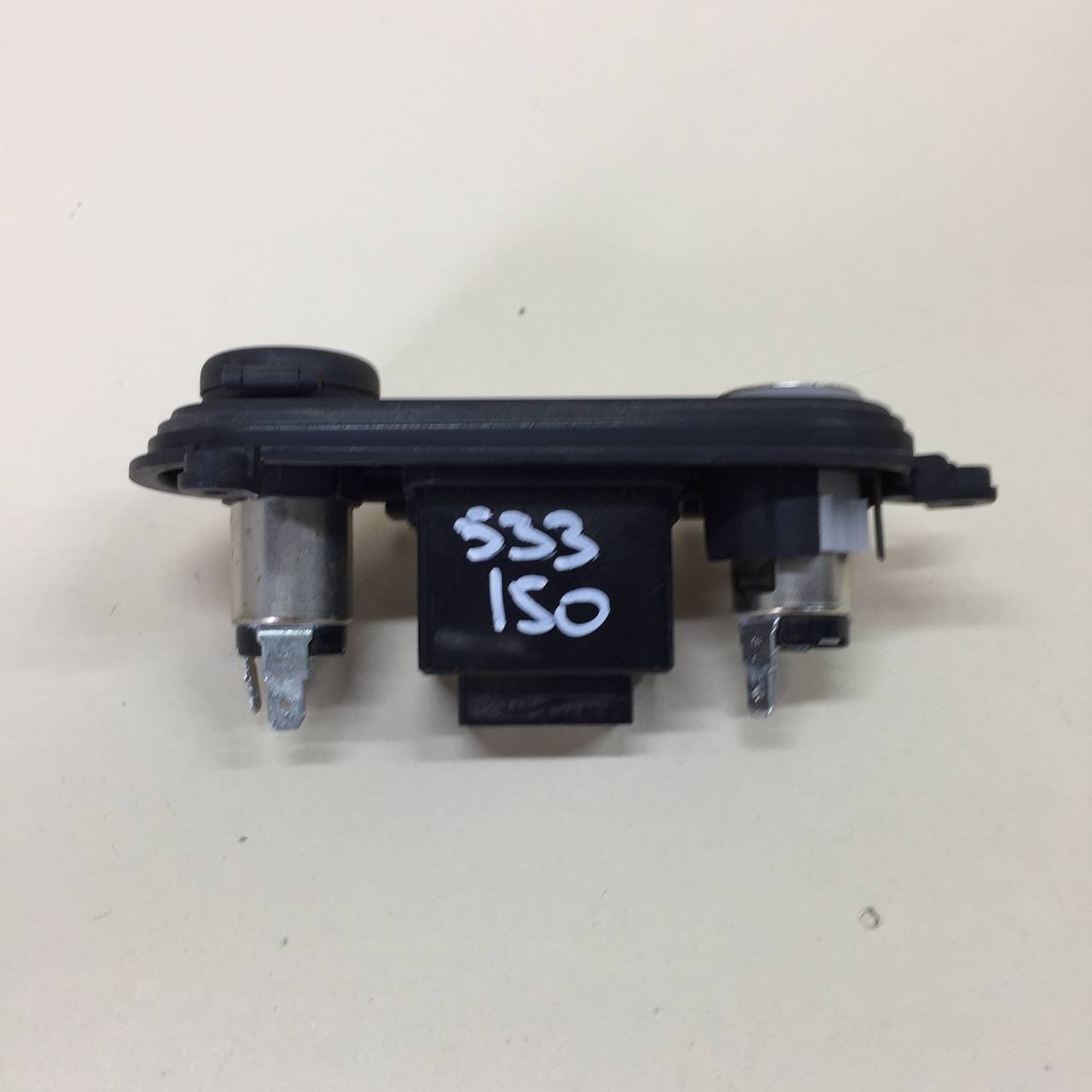 Разъем (USB AUX) Kia Optima 3 (TF) 2010-2015 Разъем (USB AUX) Kia Optima 3 (TF) 2010-2015