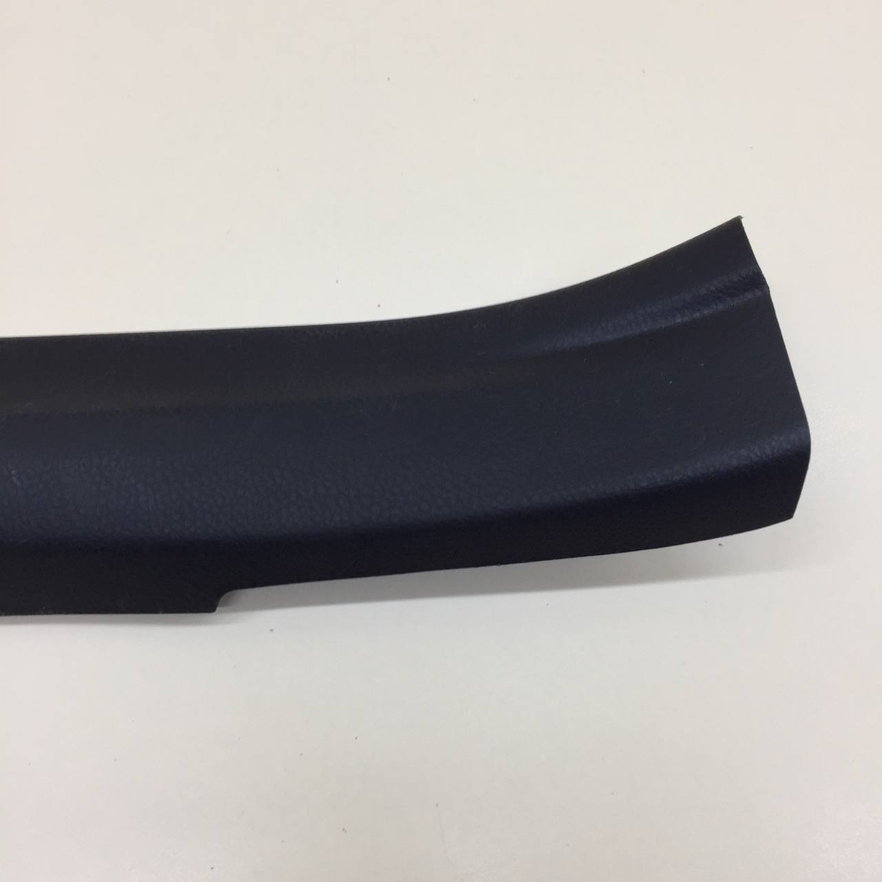 Накладка порога (внутренняя) Toyota Rav 4 (XA40) 2013-2019