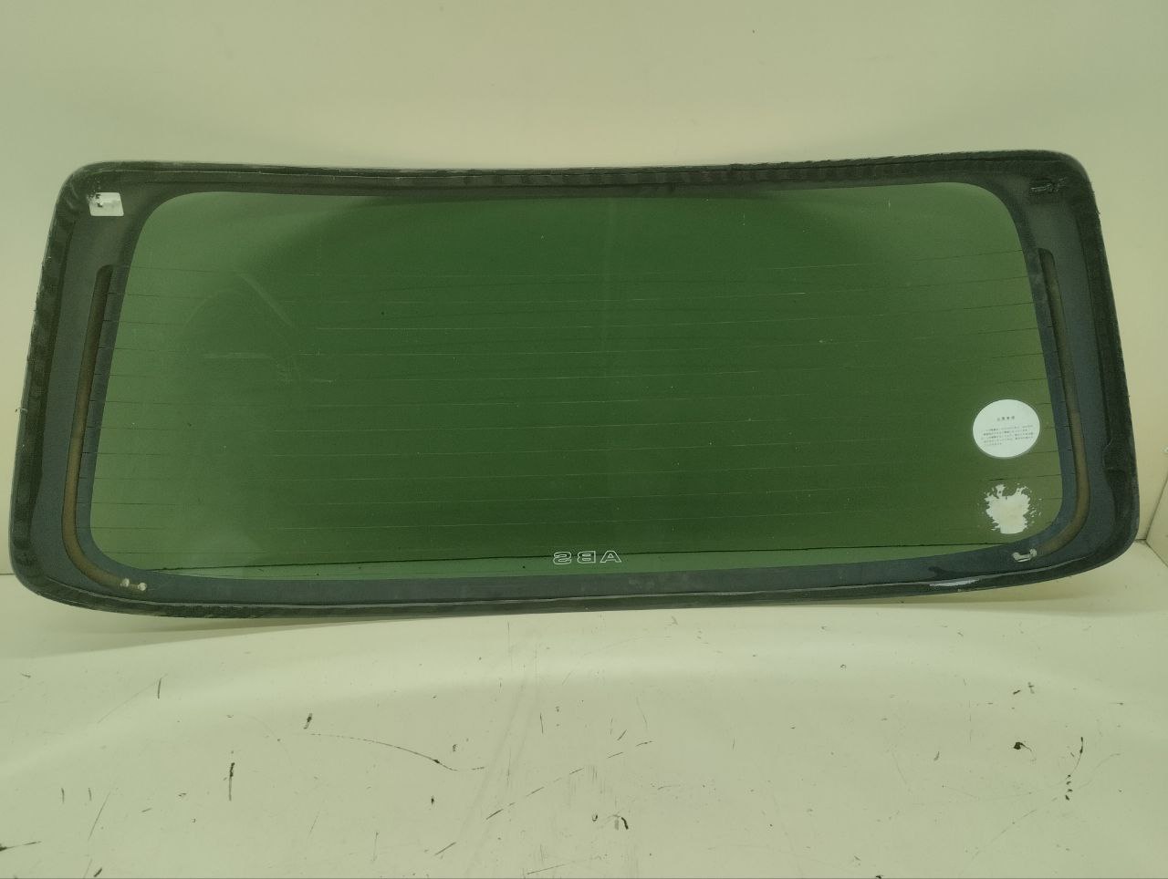 Стекло заднее Toyota Corolla Spacio (E110) 1997-2001