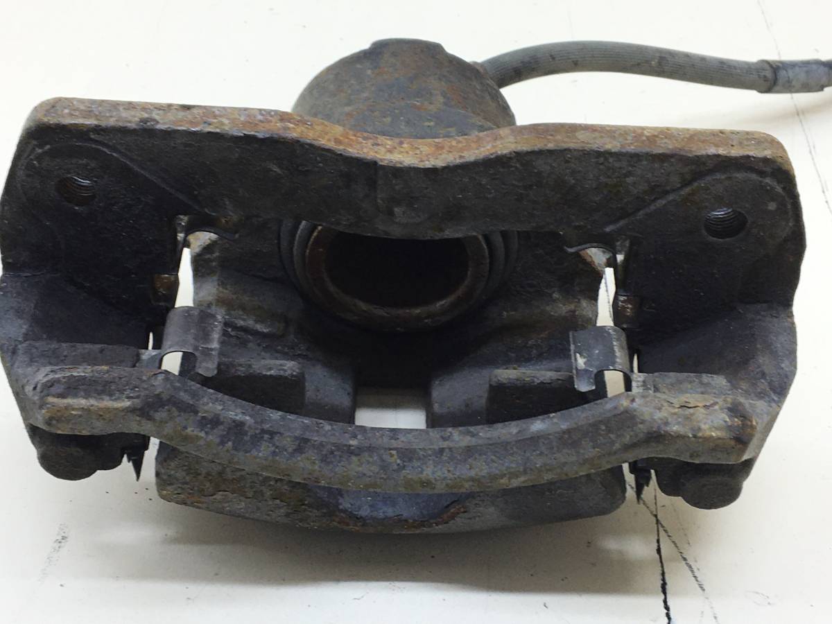 Суппорт передний правый Kia Spectra (SD) 2004-2011