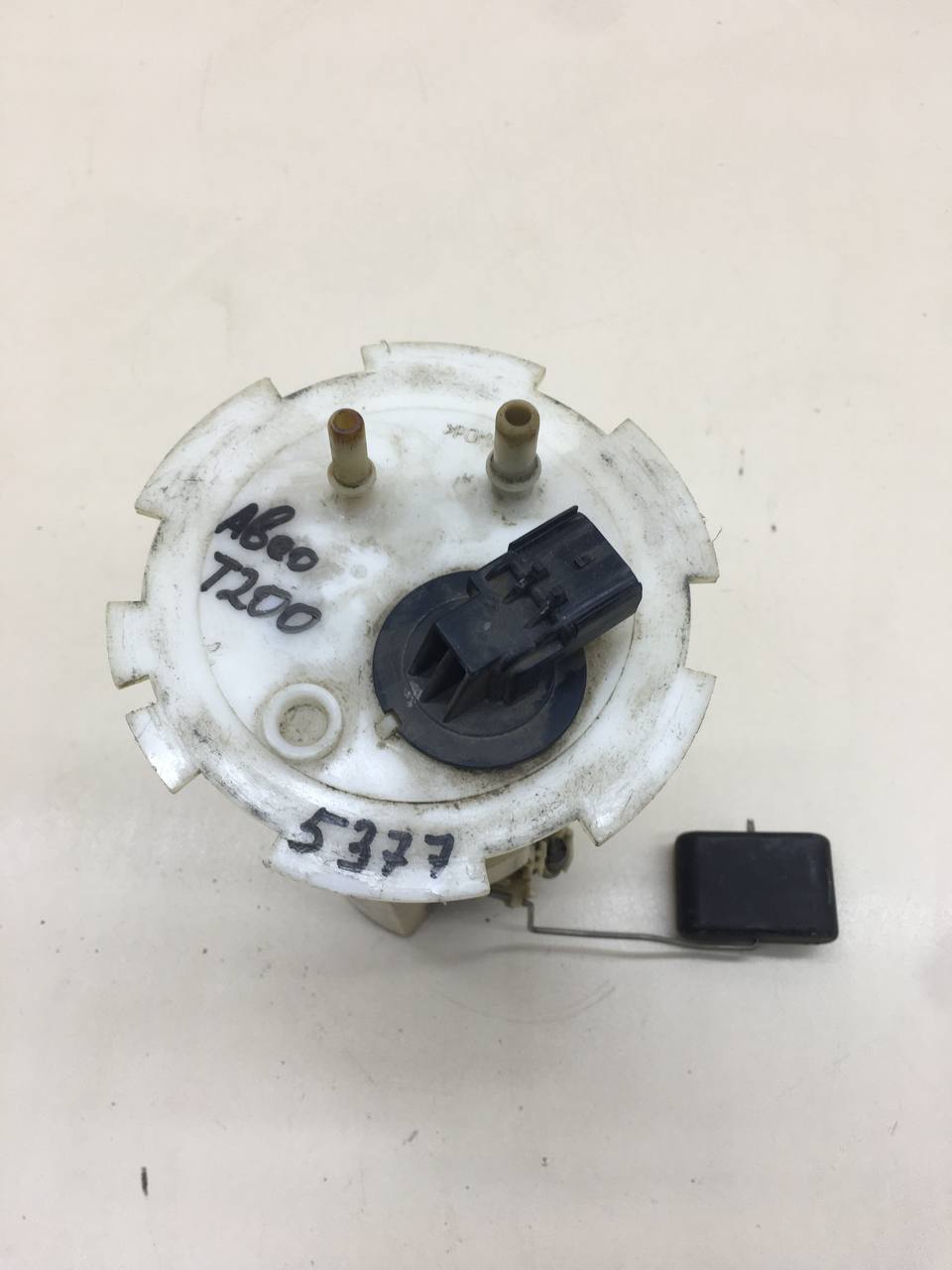 Насос топливный электрический Chevrolet Aveo T250 2005-2011