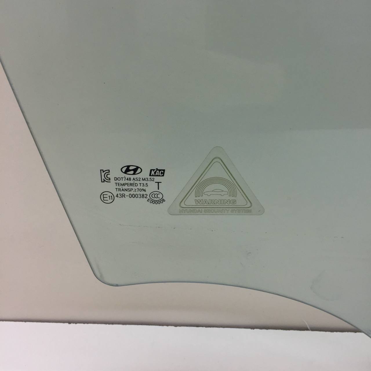 Стекло двери передней правой Hyundai Elantra (MD) 2011-2016