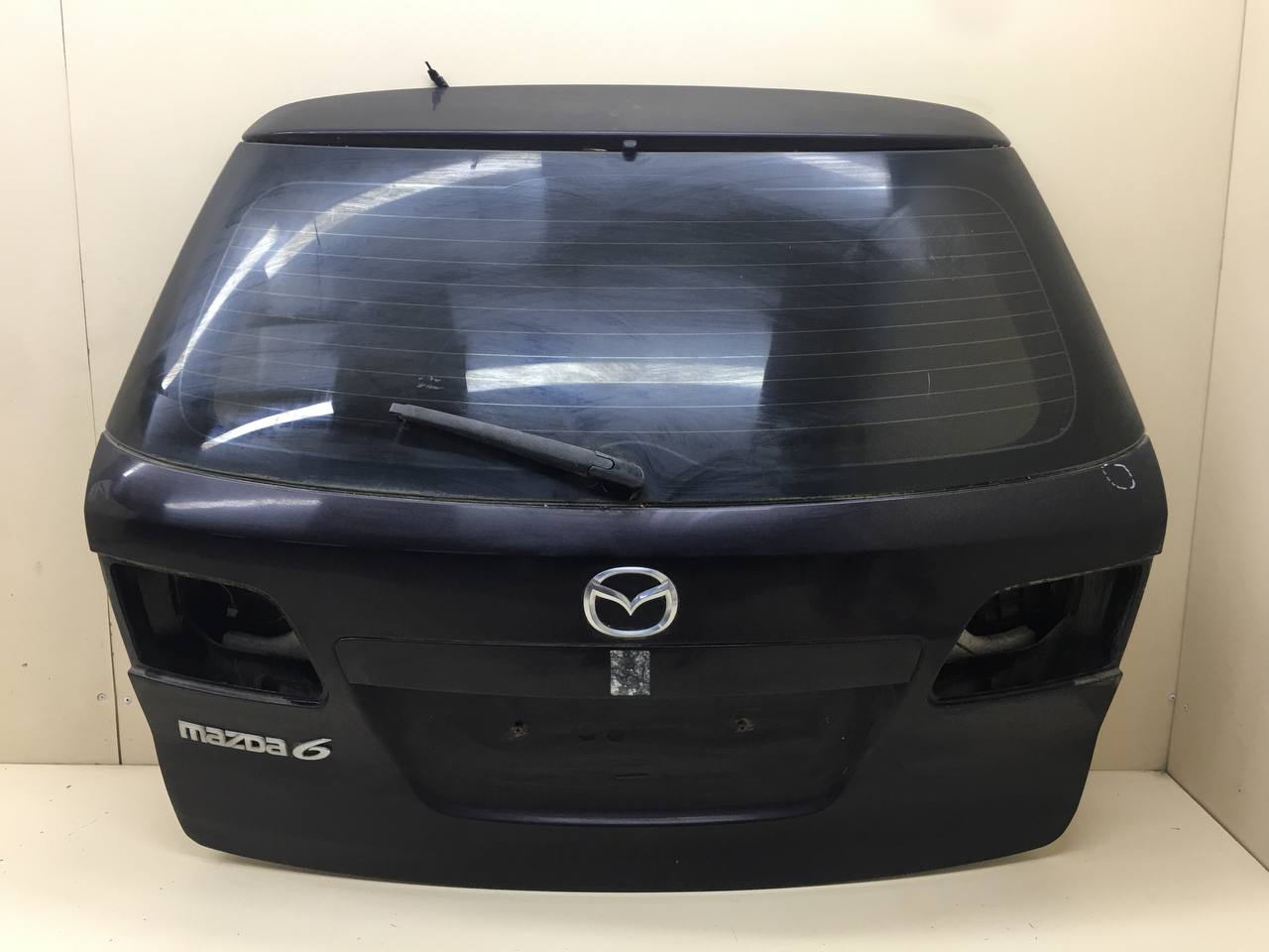 Дверь багажника со стеклом Mazda Mazda 6 (GG) 2002-2007 Дверь багажника со стеклом Mazda Mazda 6 (GG) 2002-2007