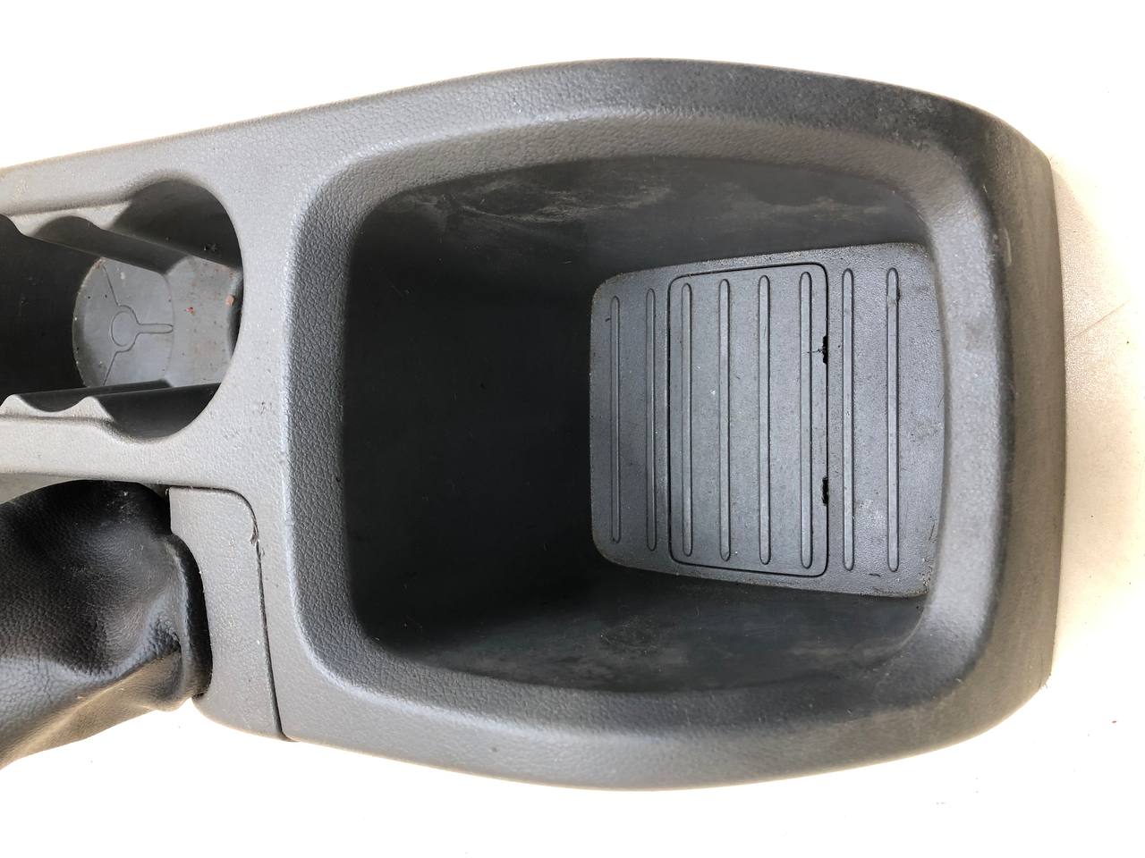 Консоль центральная Ford Focus 2 (DB) 2008-2011