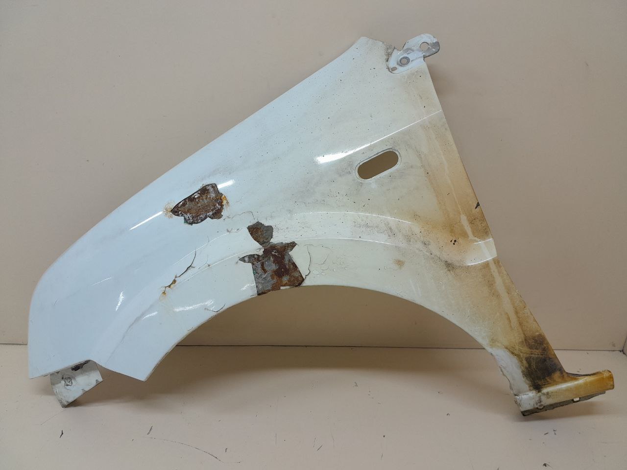 Крыло переднее левое Ford Fusion (JU) 2002-2012