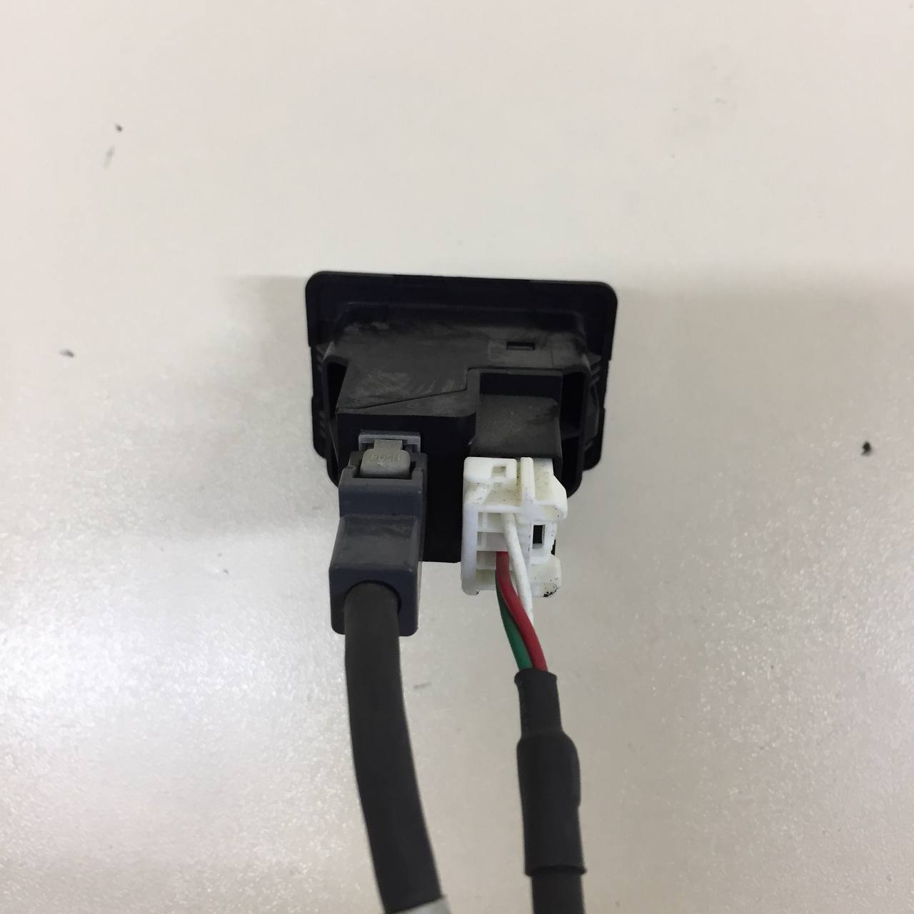 Разъем (USB AUX) Nissan Terrano (D10) 2014>