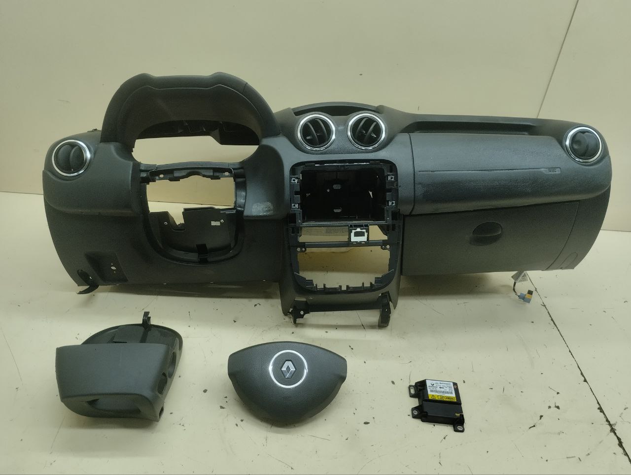 Подушка безопасности (комплект) Renault Duster (HSA, HSM) 2012> Подушка безопасности (комплект) Renault Duster (HSA, HSM) 2012>