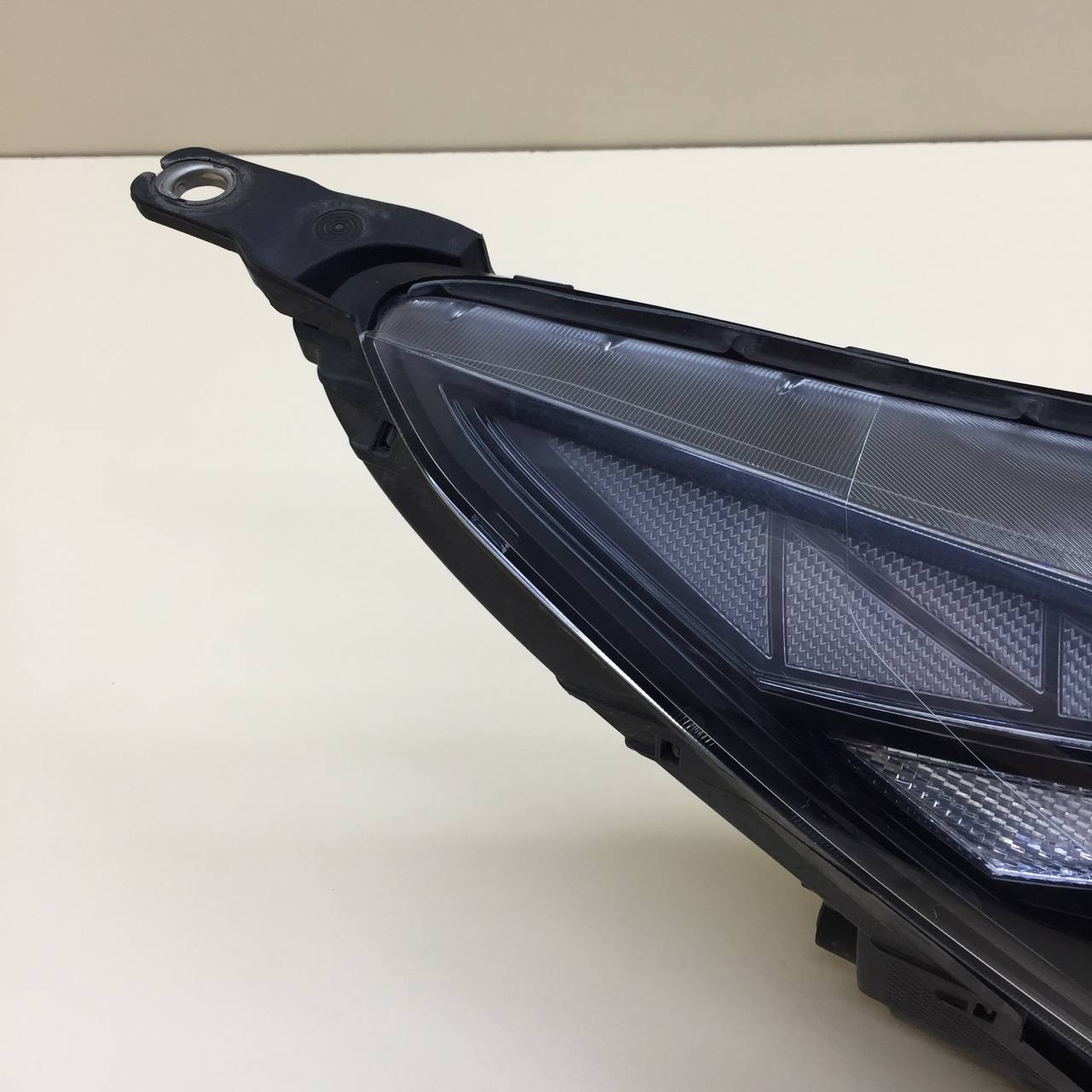 Фара правая Hyundai Elantra (CN7) 2020>