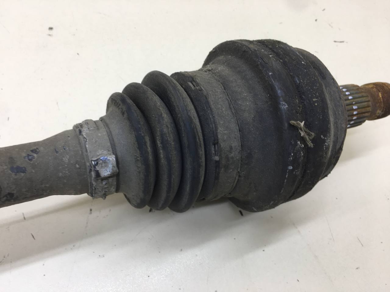 Полуось задняя Mercedes-Benz C-Class (W205) 2014>