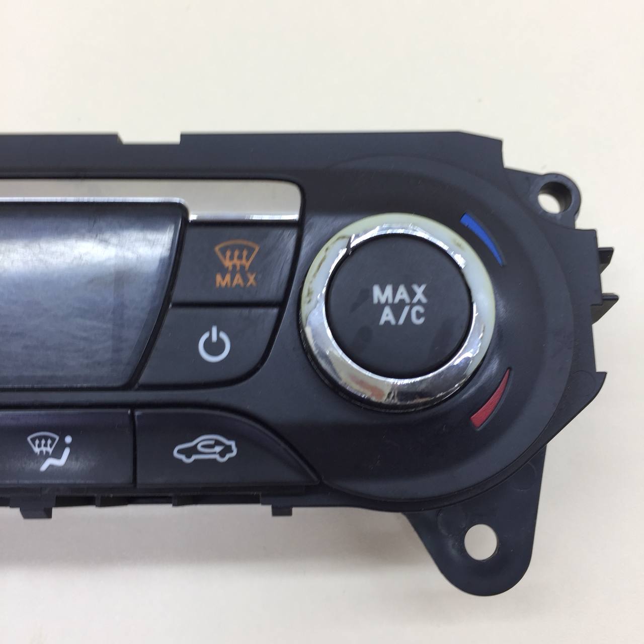 Блок управления климатической установкой Ford Focus 3 2011>