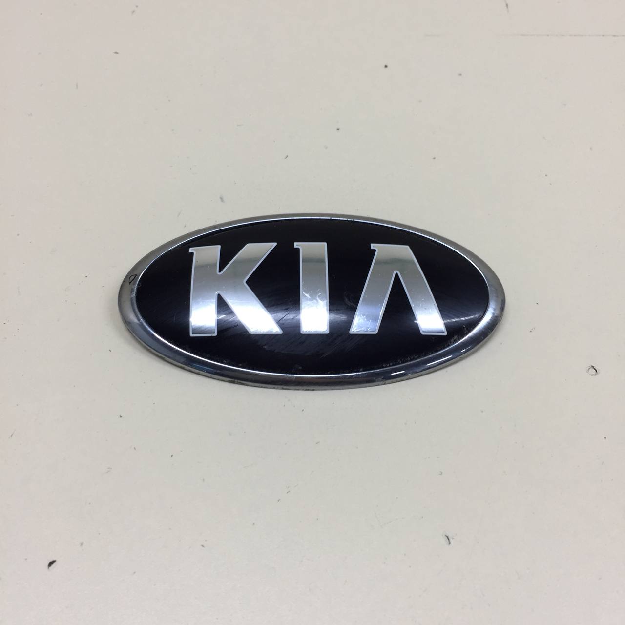 Эмблема Kia Rio X-Line 2017> Эмблема Kia Rio X-Line 2017>