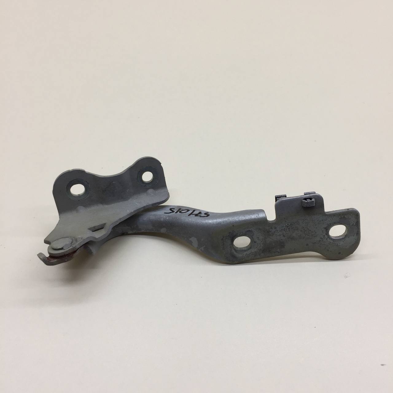 Петля капота левая Chevrolet Aveo T250 2005-2011