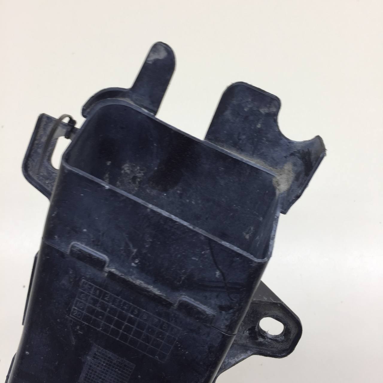 Воздуховод BMW 7-Series F01,F02  2008-2015