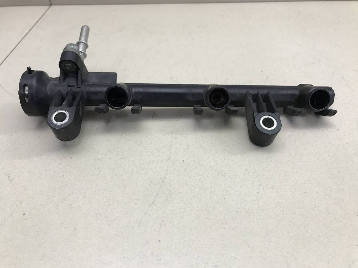 Рейка топливная (рампа) Toyota Vitz P90 2005-2011
