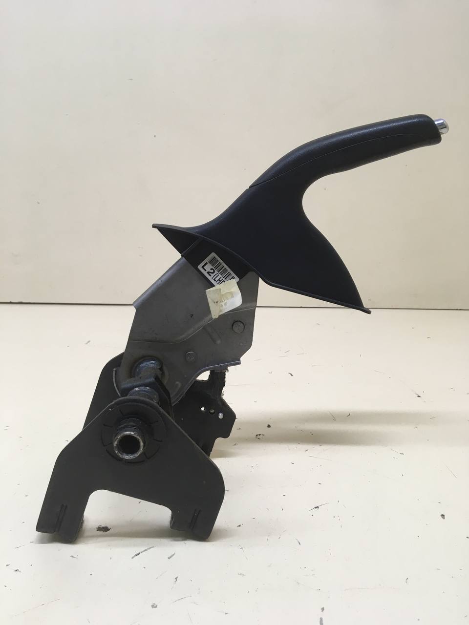 Рычаг стояночного тормоза Hyundai ix35 (LM) 2010-2015