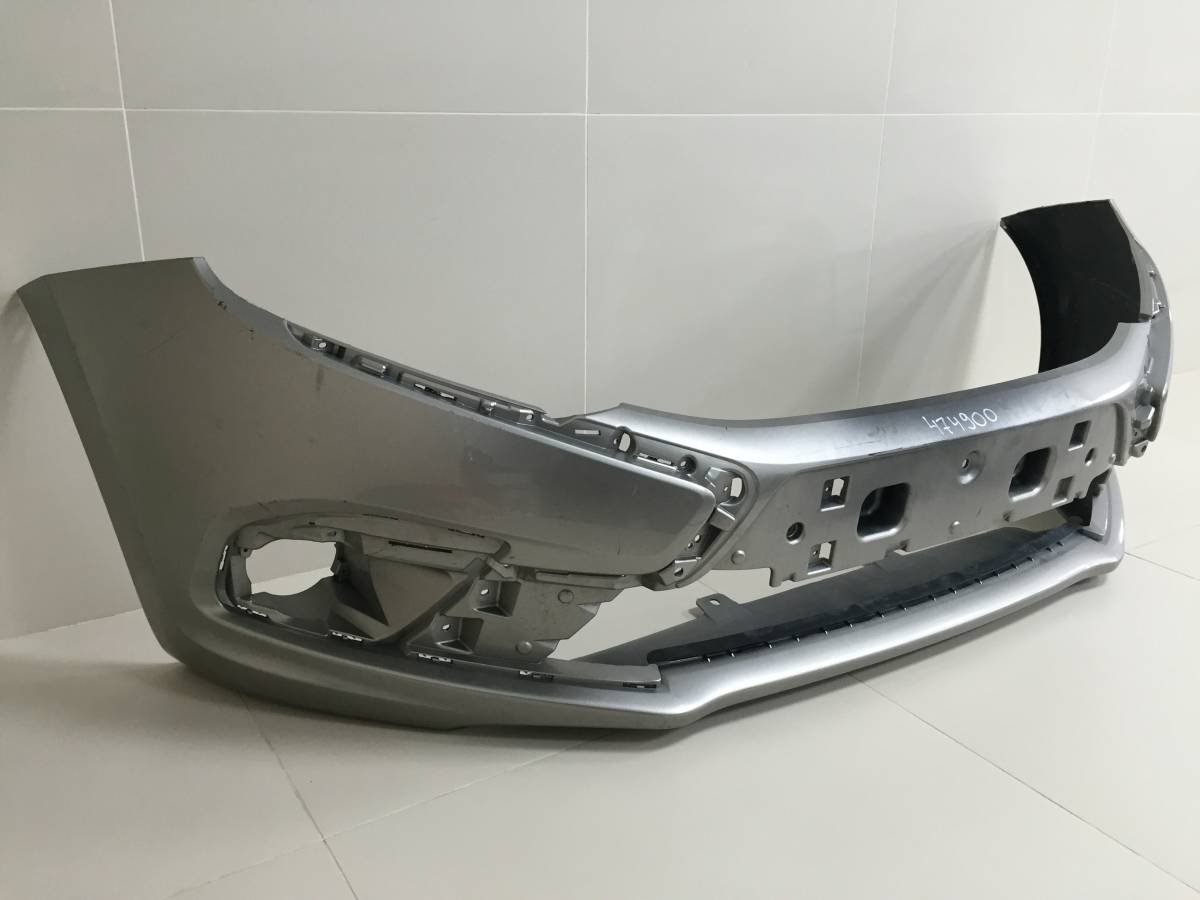 Бампер передний Lada Granta 2011>