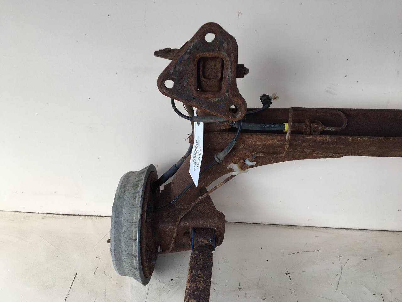 Балка задняя Lada Granta 2011>