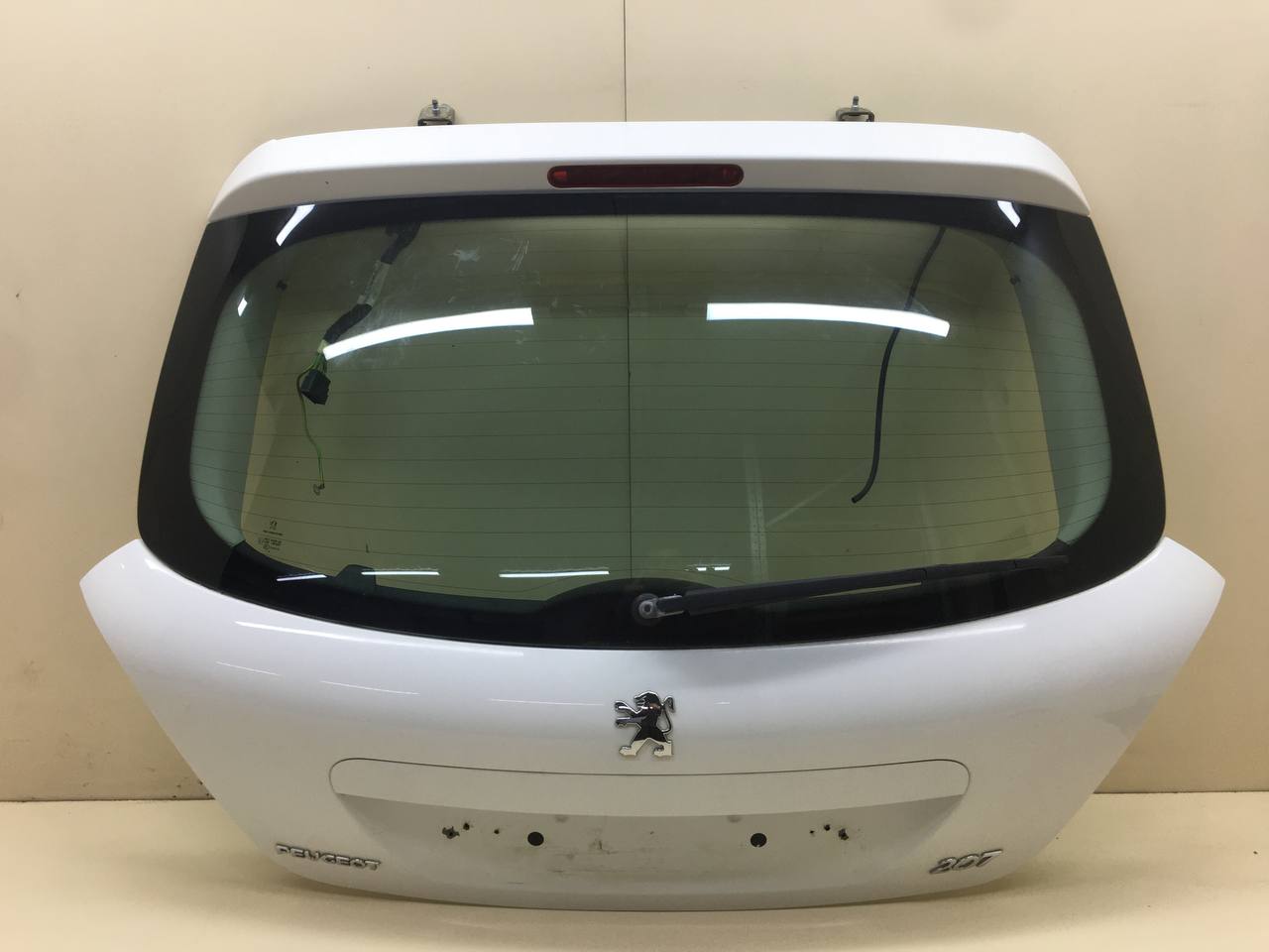 Дверь багажника со стеклом Peugeot 207 2006-2013 Дверь багажника со стеклом Peugeot 207 2006-2013