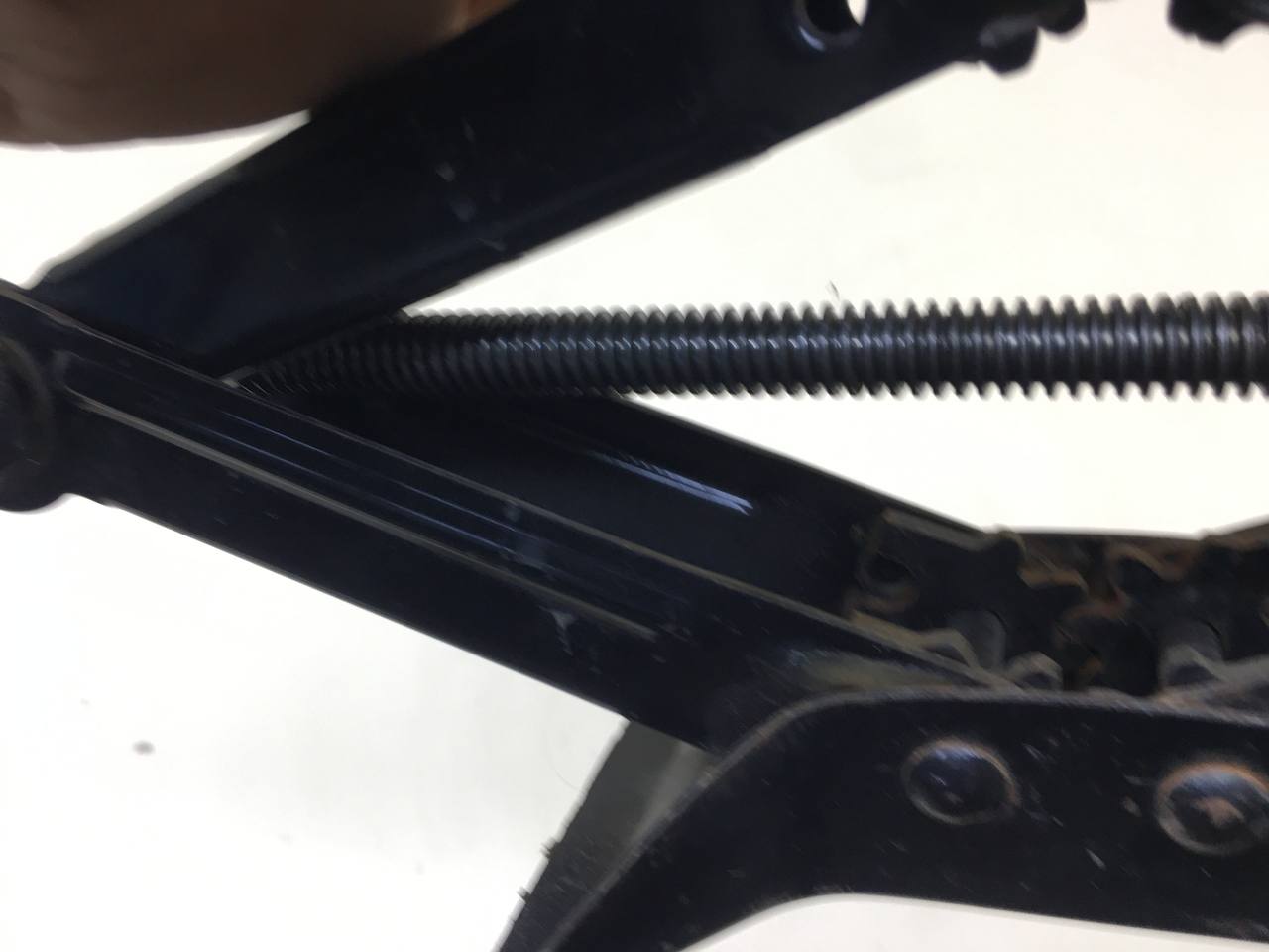 Домкрат Mazda Mazda 2 (DE) 2007-2014 Домкрат Mazda Mazda 2 (DE) 2007-2014