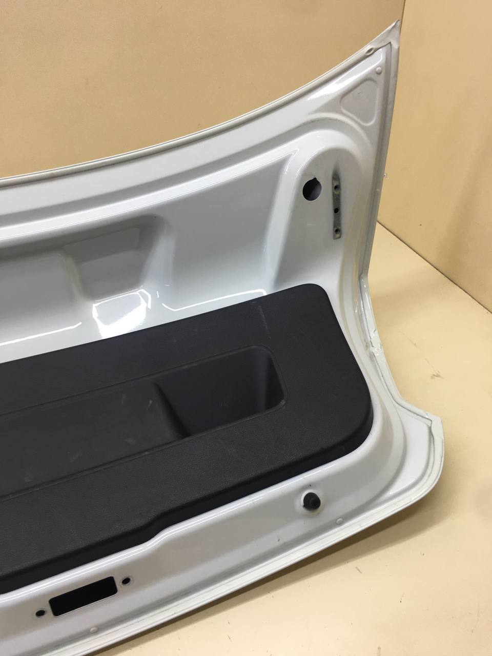 Крышка багажника Volkswagen Polo (MK5) 2011-2020 Крышка багажника Volkswagen Polo (MK5) 2011-2020