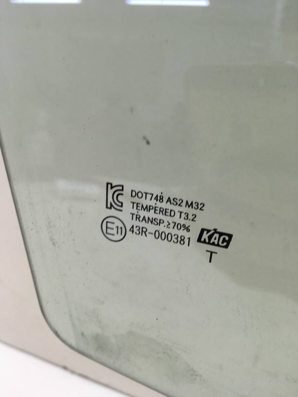 Стекло двери передней правой Hyundai Solaris (RB) 2010-2017