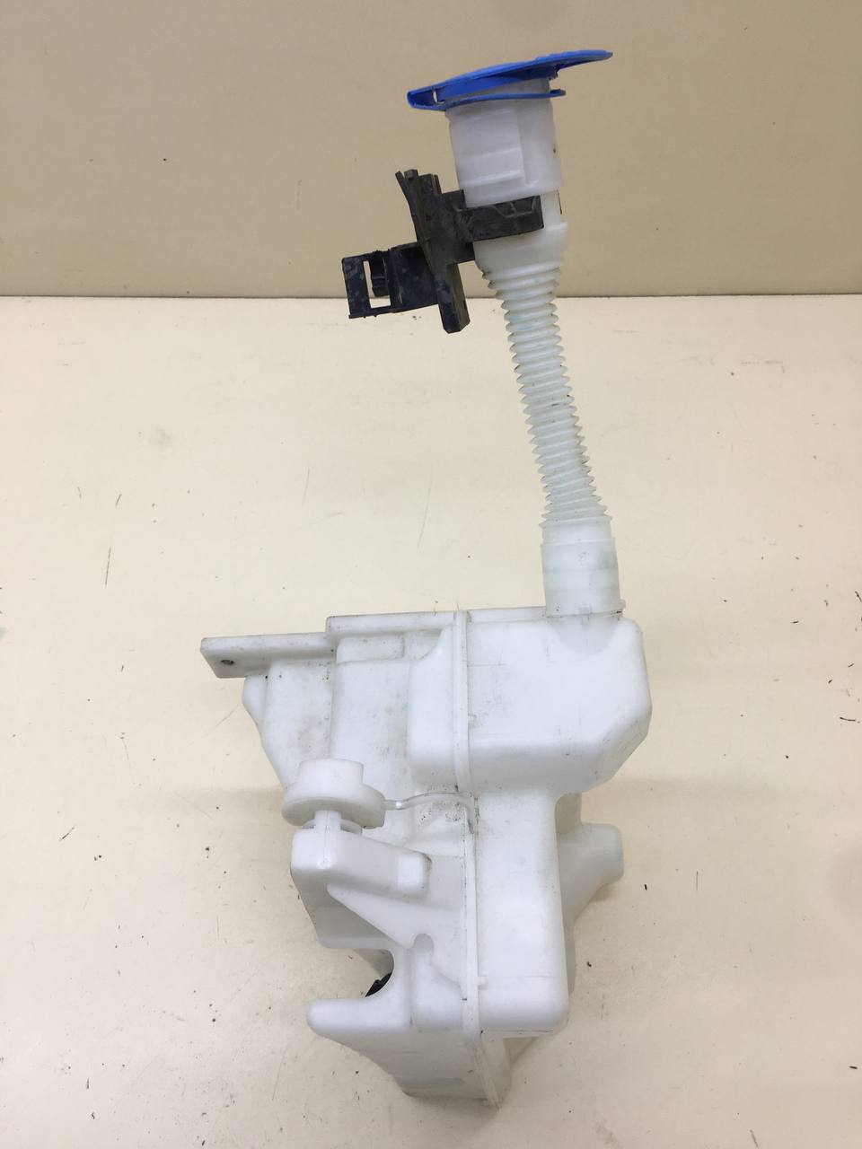 Бачок омывателя лобового стекла Skoda Rapid 2012-2020