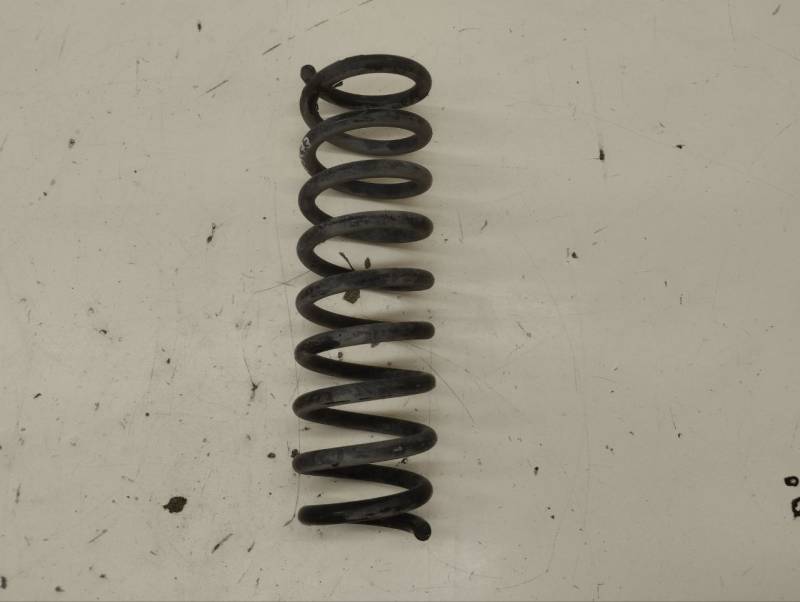 Пружина задняя Skoda Octavia (A5 1Z-) 2004-2013 Пружина задняя Skoda Octavia (A5 1Z-) 2004-2013