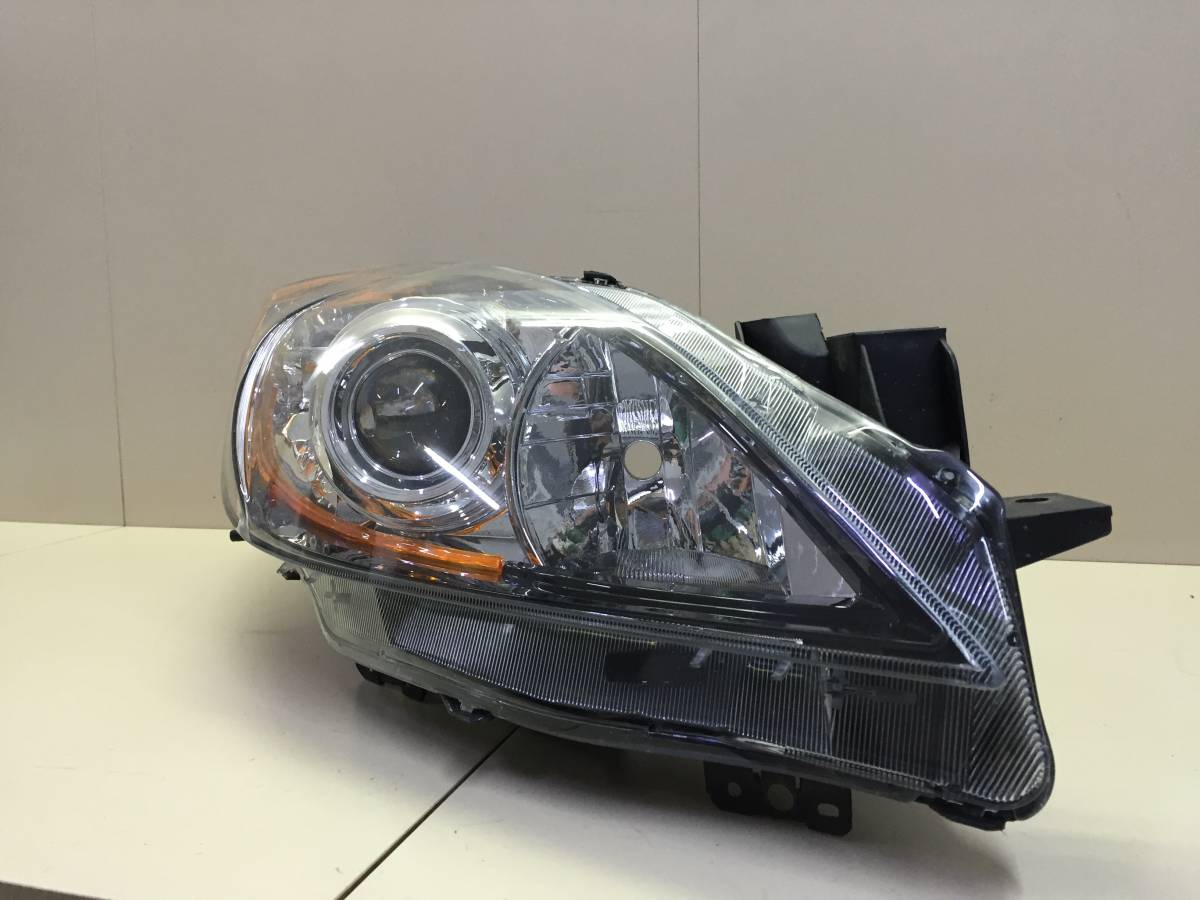 Фара правая Mazda Mazda 3 (BL) 2009-2013