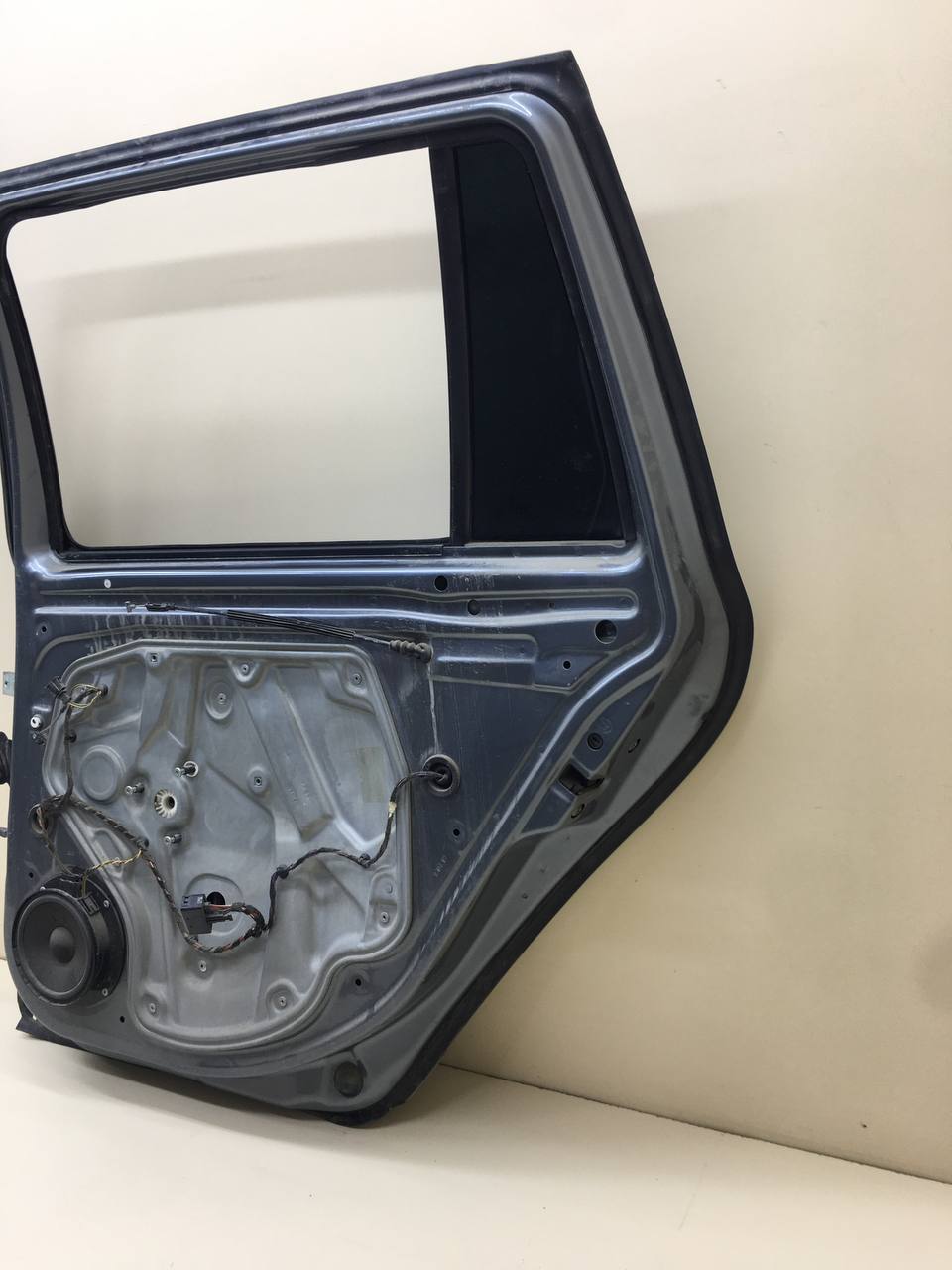 Дверь задняя правая Skoda Octavia (A5 1Z-) 2004-2013 Дверь задняя правая Skoda Octavia (A5 1Z-) 2004-2013