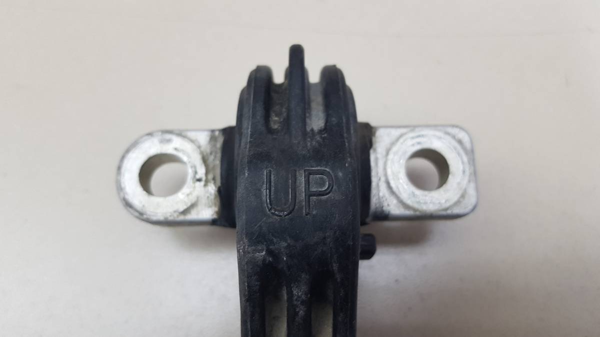 Опора двигателя задняя Honda CR-V 2007-2012