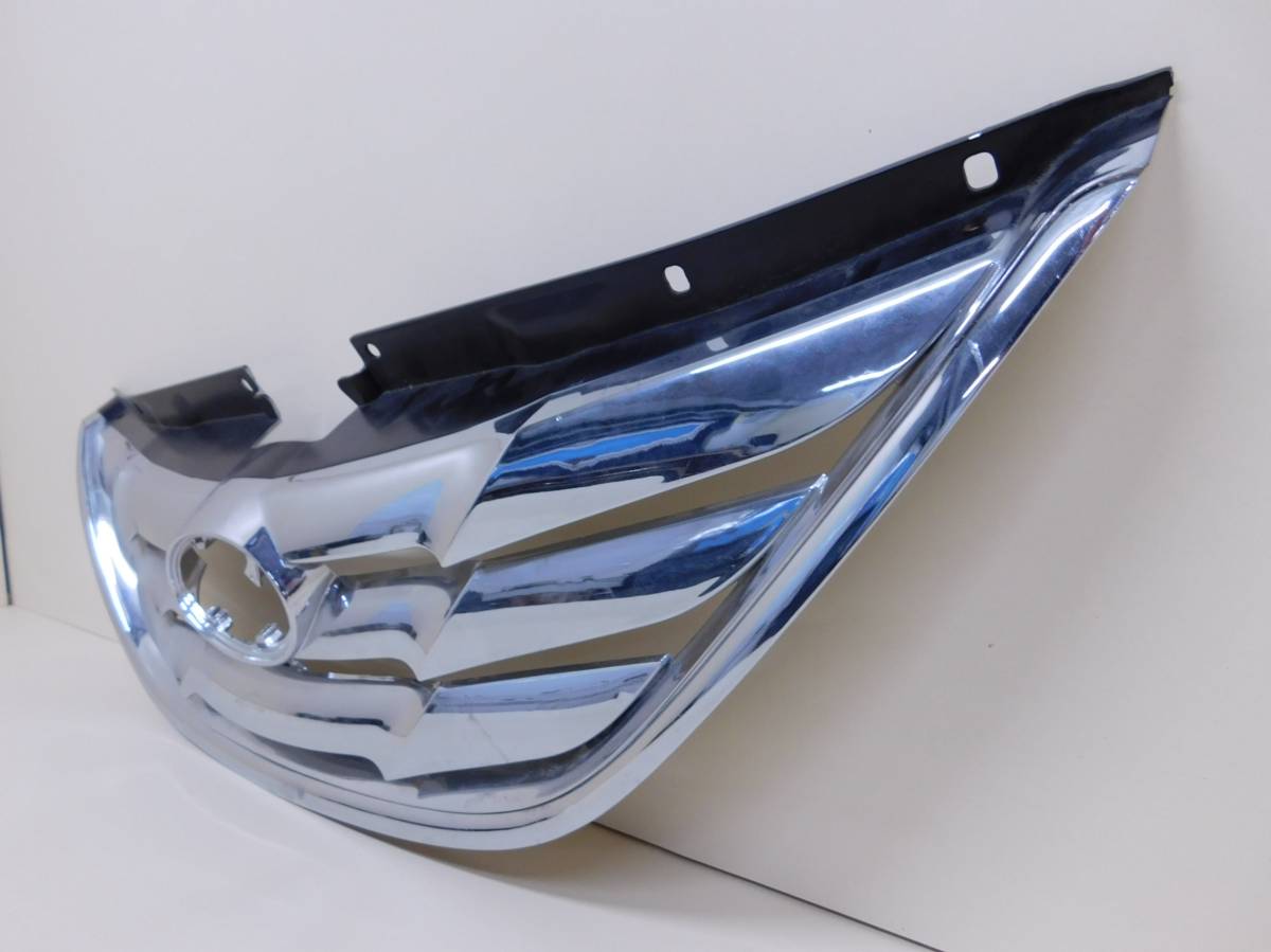 Решетка радиатора Hyundai Sonata 6 (YF) 2010-2014