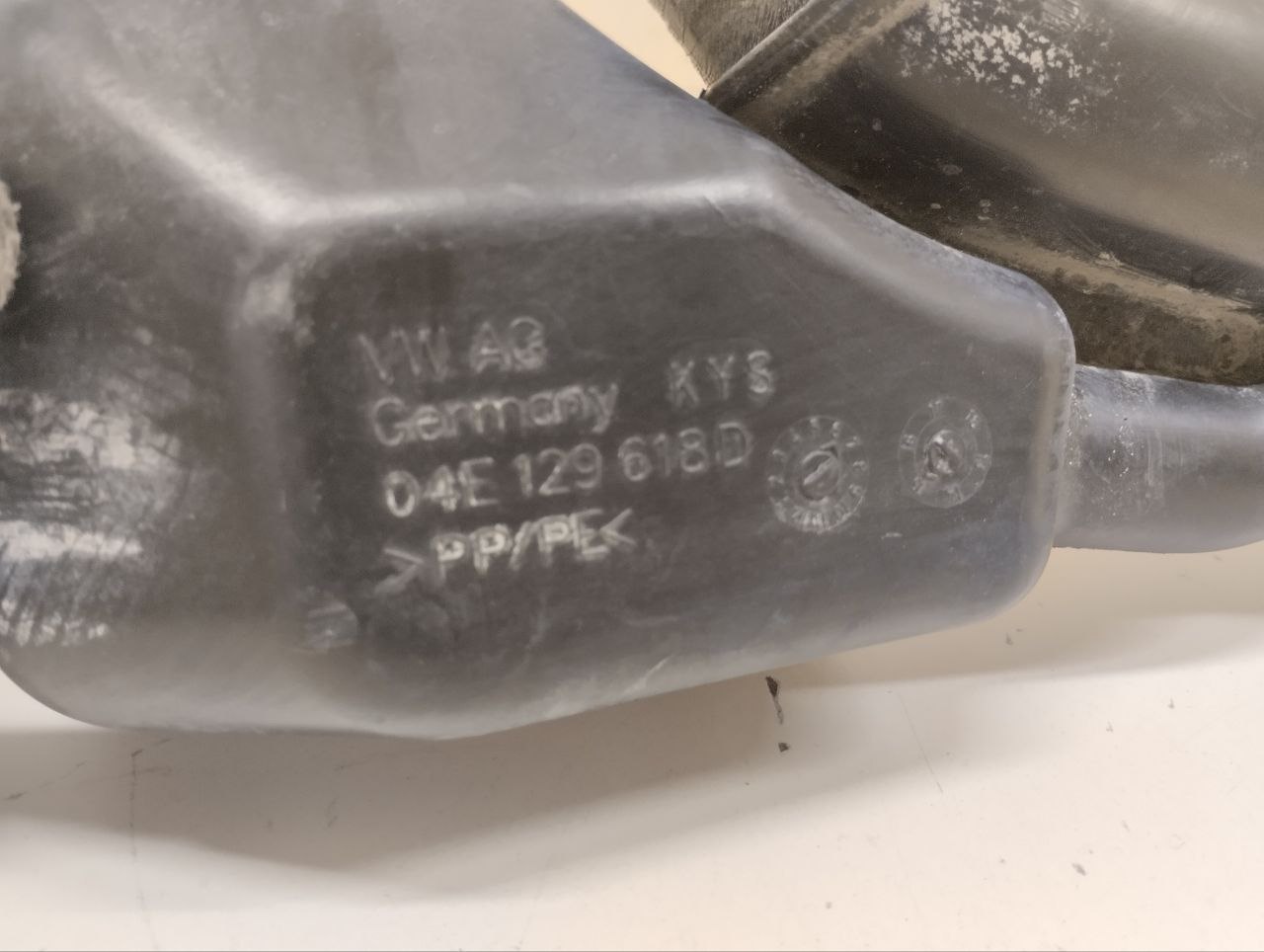 Резонатор воздушного фильтра Skoda Rapid 2012-2020