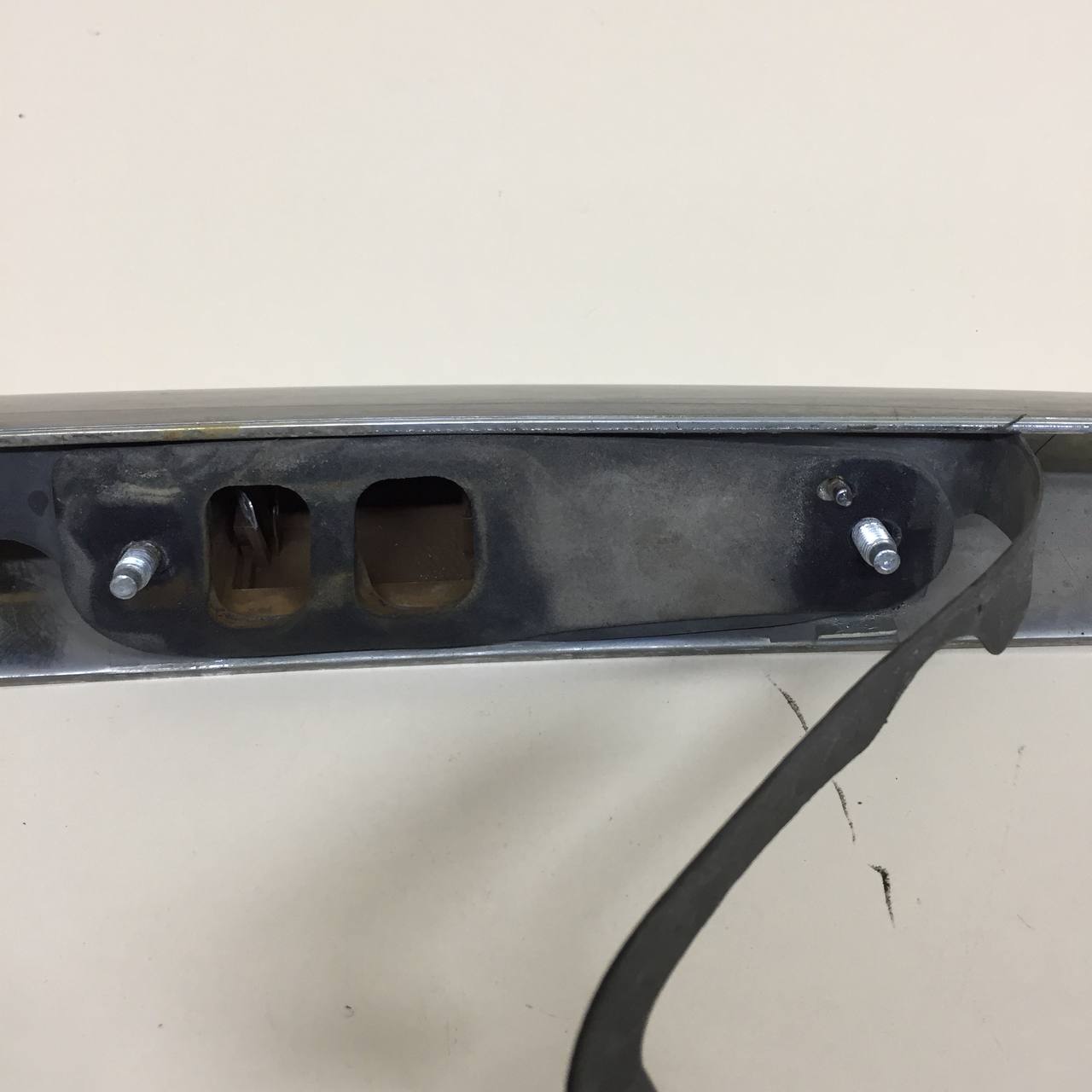 Накладка крышки багажника Ford Focus 2 (DB) 2008-2011 Накладка крышки багажника Ford Focus 2 (DB) 2008-2011