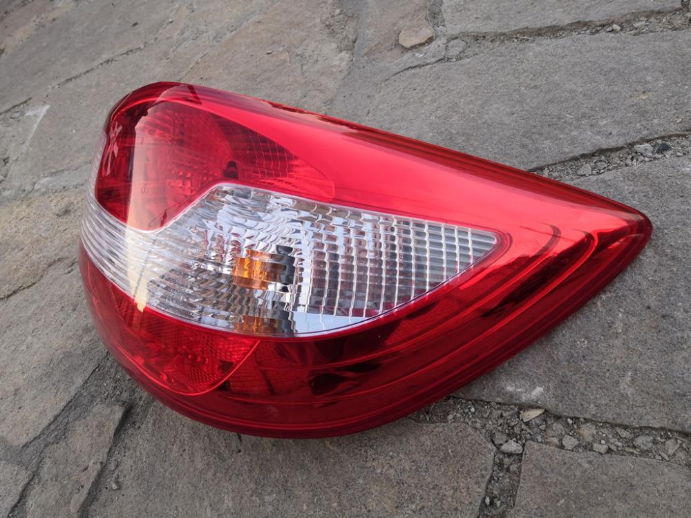 Фонарь задний правый для Lada Granta 2011>