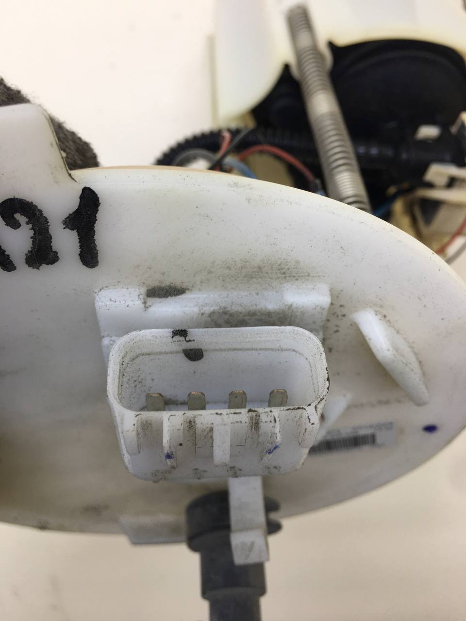 Насос топливный электрический Chevrolet Cruze (J300) 2009-2016