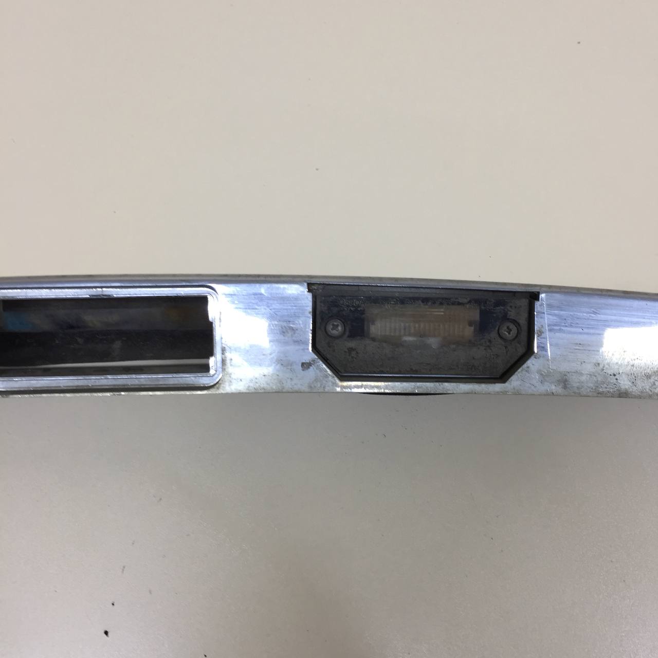 Накладка крышки багажника Ford Focus 2 (DB) 2008-2011 Накладка крышки багажника Ford Focus 2 (DB) 2008-2011