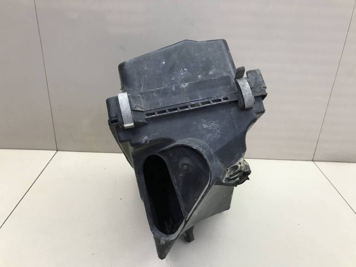 Корпус воздушного фильтра Nissan Primera (P12) 2002-2007