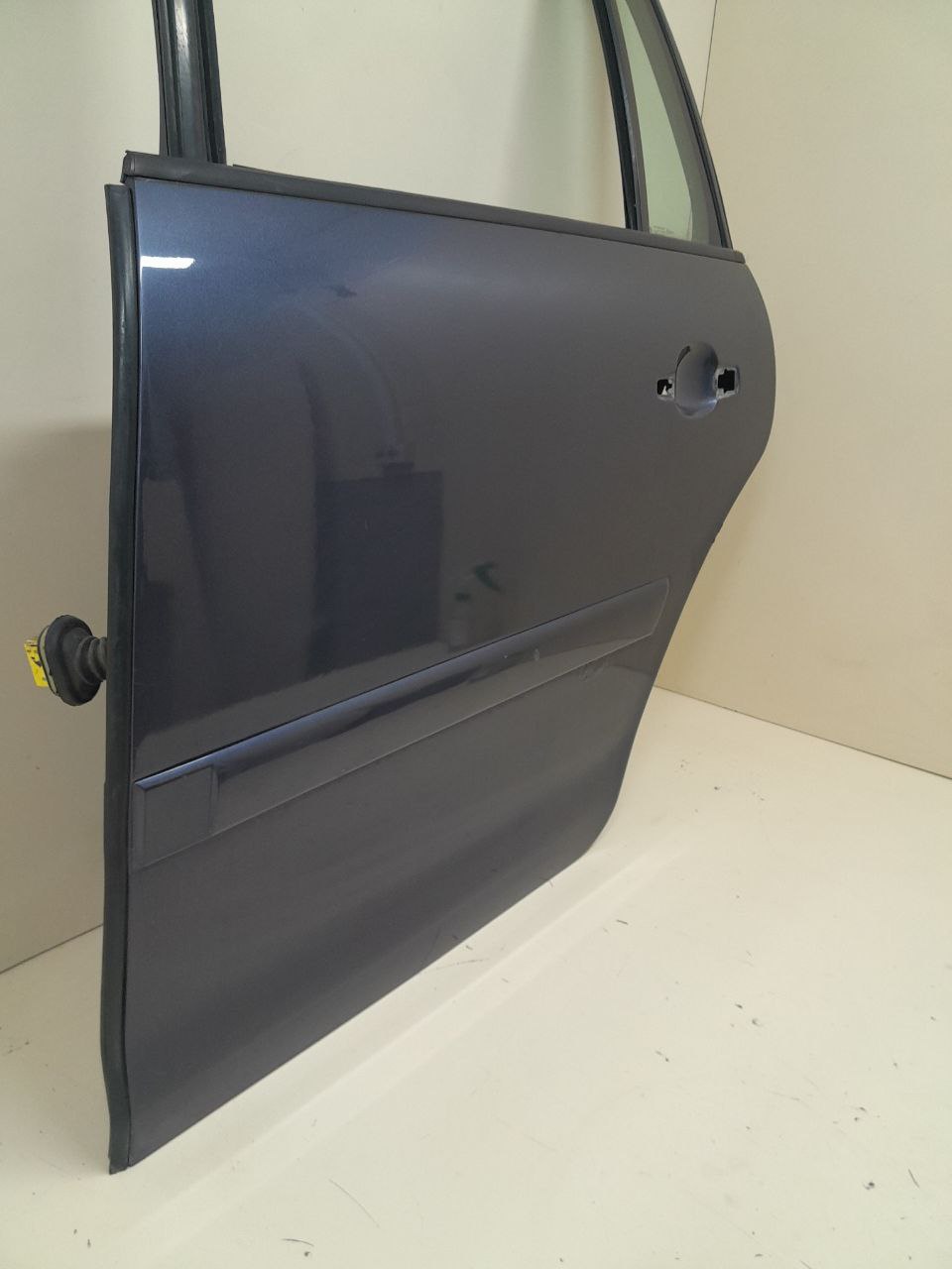 Дверь задняя левая Citroen Grand C4 Picasso 2006-2014 Дверь задняя левая Citroen Grand C4 Picasso 2006-2014