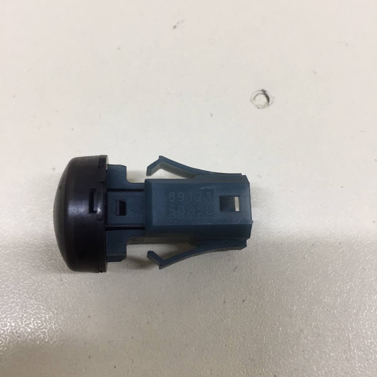 Датчик солнечного света Toyota Rav 4 (XA40) 2013-2019 Датчик солнечного света Toyota Rav 4 (XA40) 2013-2019