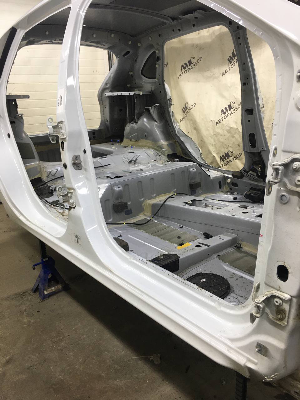 Порог со стойкой правый Lada X-RAY 2016>