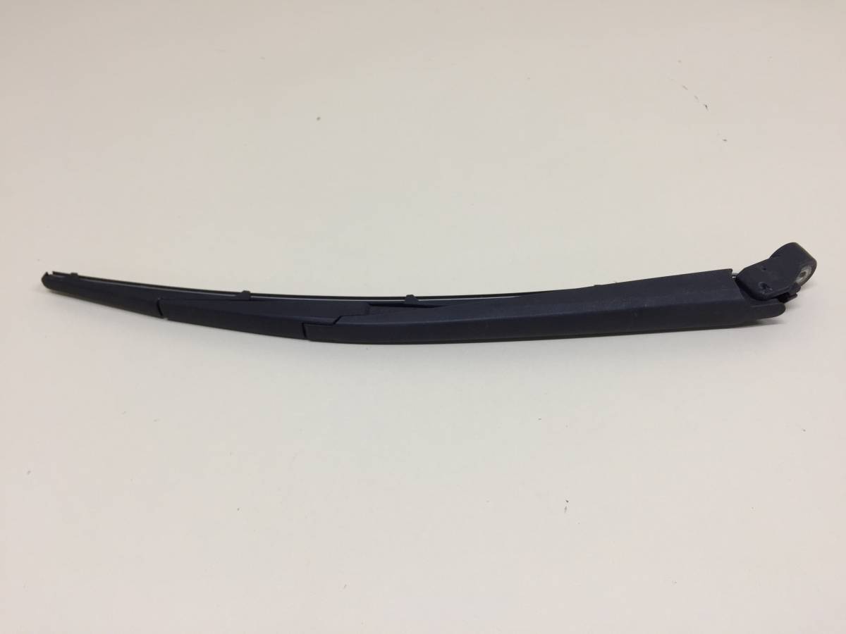 Поводок стеклоочистителя задний Mazda Mazda 3 (BL) 2009-2013